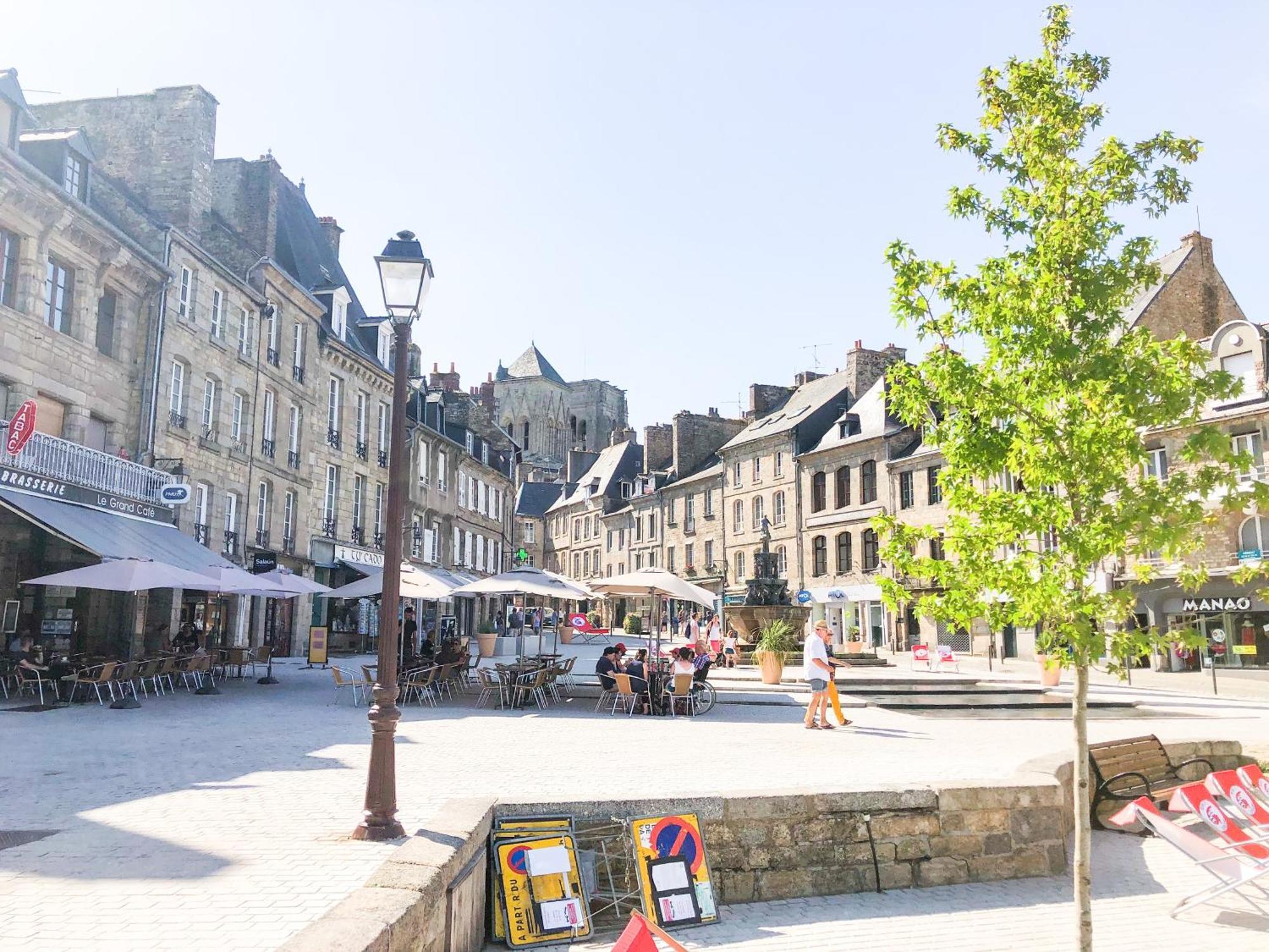 New: Agreable & Lumineux *Gare* Leilighet Guingamp Eksteriør bilde