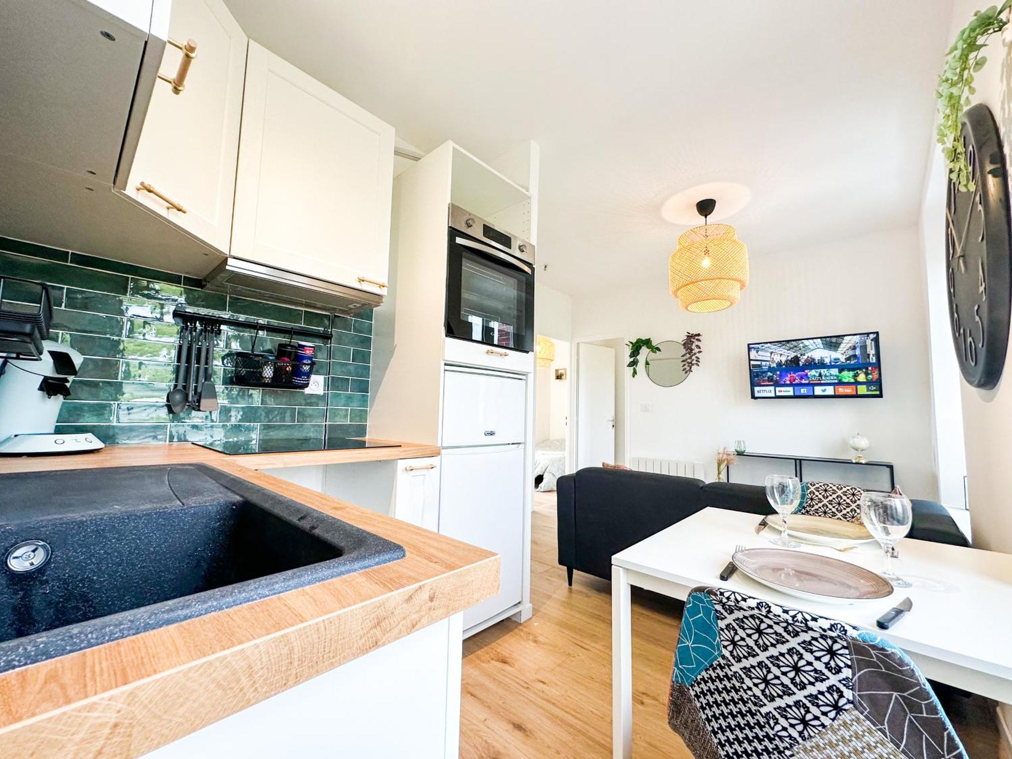 New: Agreable & Lumineux *Gare* Leilighet Guingamp Eksteriør bilde